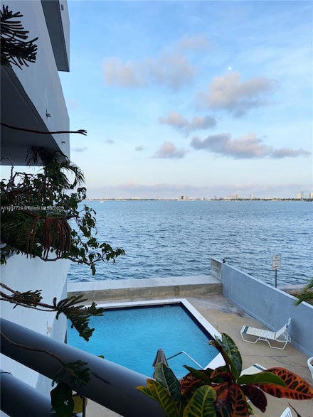 555 NE 30th St Unit 201, Miami, FL 33137