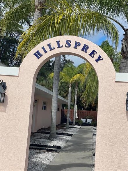 1751 Hillview St Unit 2, Sarasota, FL 34239
