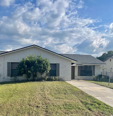 777 Lucaya Dr, Kissimmee, FL 34758