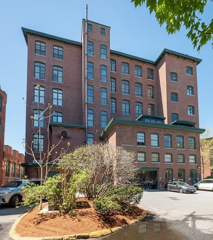 200 Market St Unit 604, Lowell, MA 01852