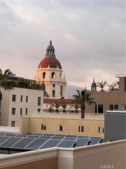 39 S Los Robles Ave, Pasadena, CA 91101