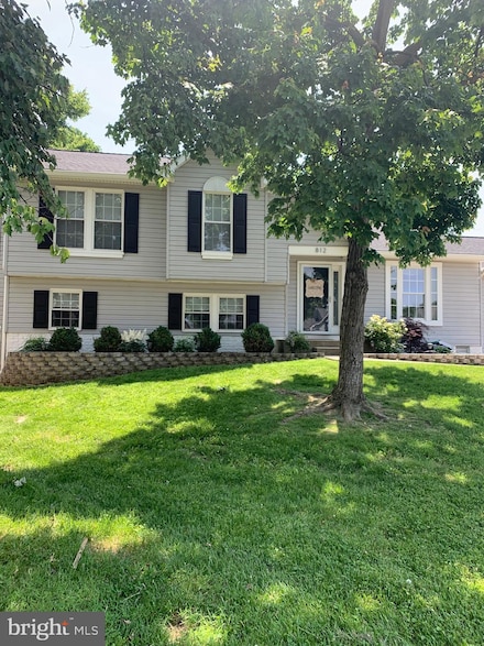 812 Vacation Dr, Odenton, MD 21113