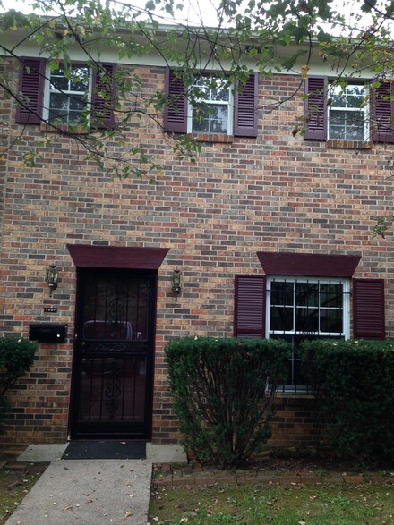 7007 Traditional Dr, Knoxville, TN 37909