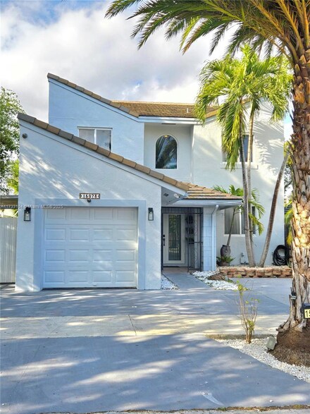15073 SW 57th St, Miami, FL 33193