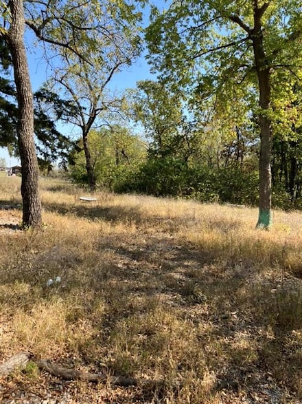 122 Ware Rd, Mapleton, KS 66754