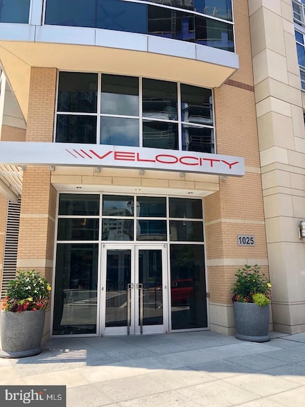 1025 1st St SE Unit 1016, Washington, DC 20003