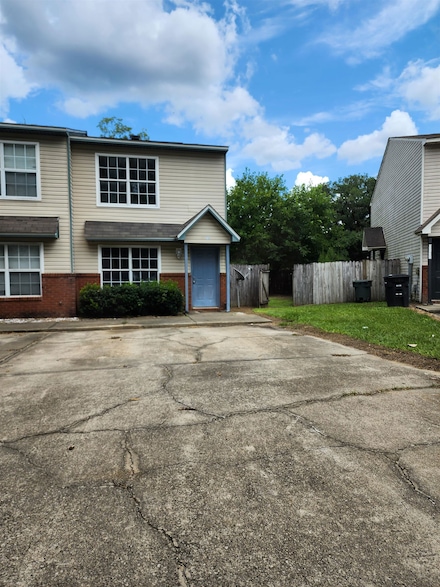 2732 Tess Cir, Tallahassee, FL 32304