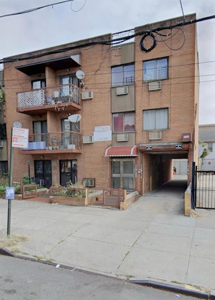 42-11 108th St Unit 1A, Corona, NY 11368