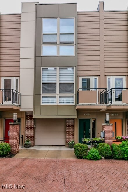 12591 Larchmere Blvd Unit W6, Cleveland, OH 44120