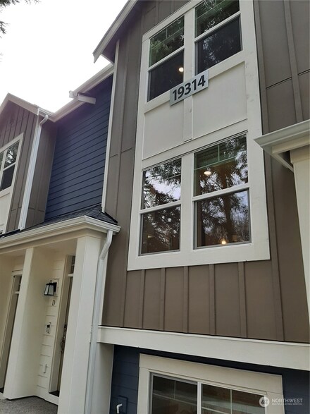 19314 121st Place NE Unit D, Bothell, WA 98011