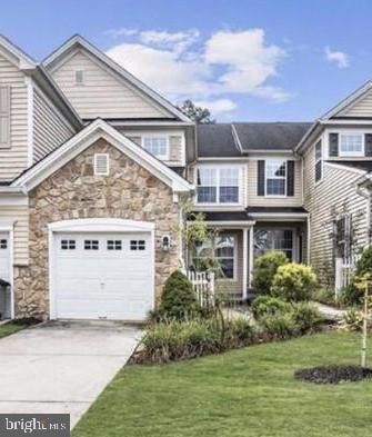 11 Stern Light Dr, Mount Laurel, NJ 08054