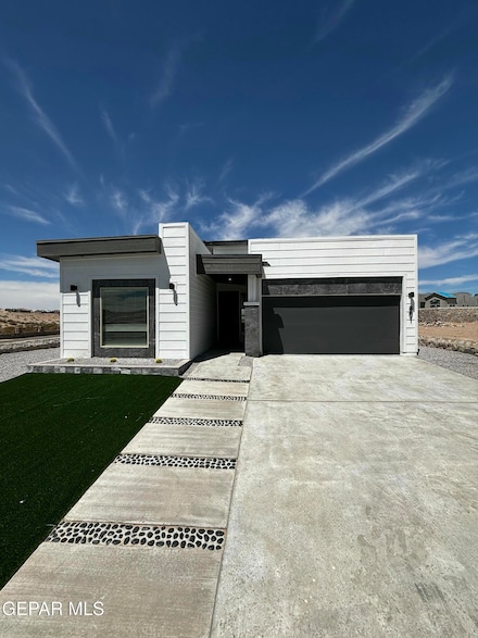 13066 Emerald Isle St, El Paso, TX 79928