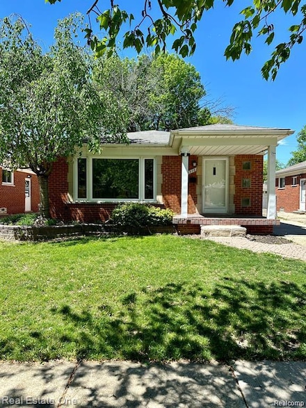3978 Mckinley St, Dearborn Heights, MI 48125