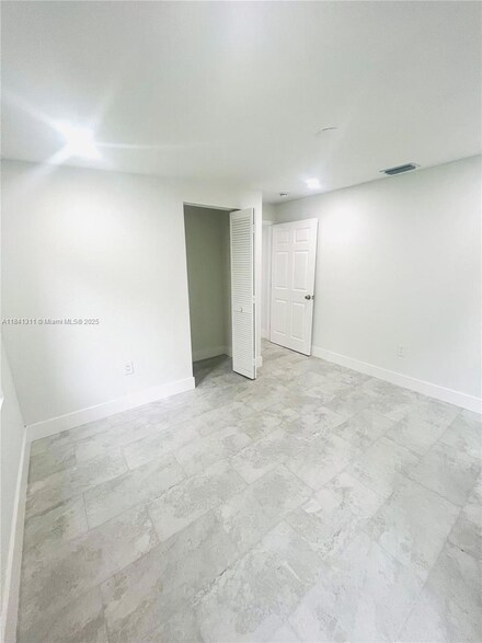8000 NW 11th Ave Unit 2, Miami, FL 33150