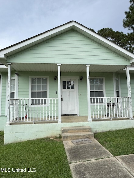 11623 Acorn Dr, Gulfport, MS 39503