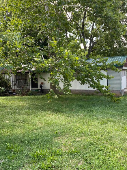 11075 State Highway 37, Purdy, MO 65734