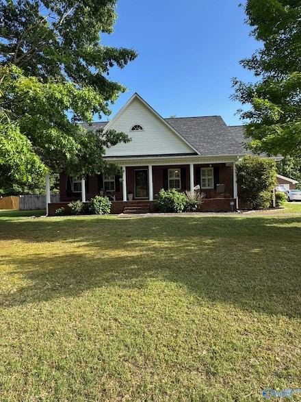 17003 Yancy Dr, Athens, AL 35613