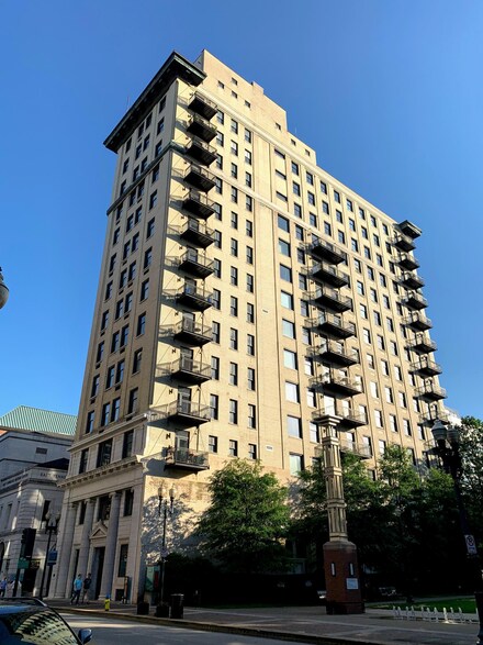 531 S Gay St Unit 404, Knoxville, TN 37902