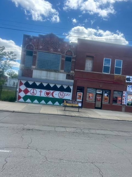 4753 W Madison St, Chicago, IL 60644