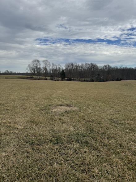 400 White Springs Rd, Lafayette, TN 37083