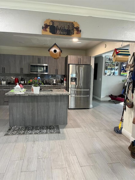 6221 SW 26th St, Miramar, FL 33023