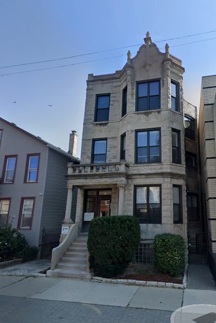 2523 N California Ave Unit 2, Chicago, IL 60647