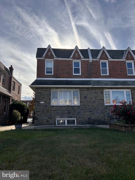 1114 Brighton St, Philadelphia, PA 19111