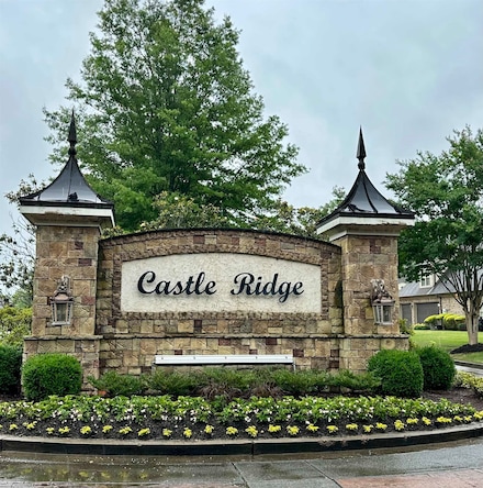 4049 Courtyard Dr, Southaven, MS 38671