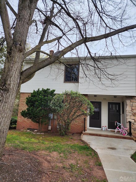 665 Dover Ct Unit F, Hillsborough, NJ 08844