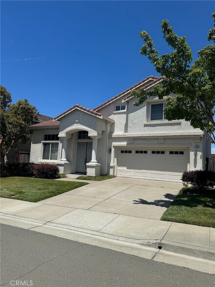 348 Hawk Ridge Dr, San Pablo, CA 94806