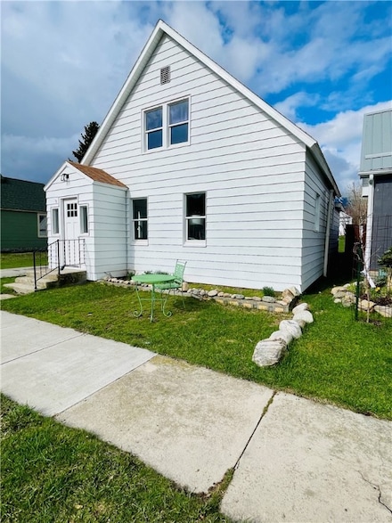 13 S Haggin Ave, Red Lodge, MT 59068