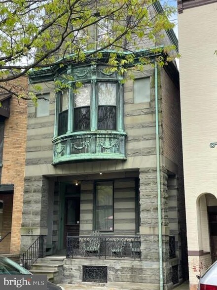 126 N 11th St, Reading, PA 19601