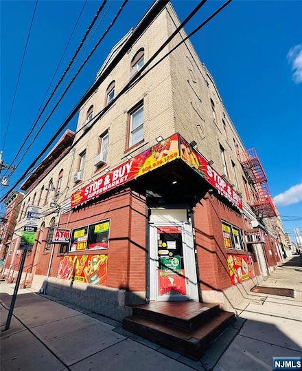 5901 Madison St, West New York, NJ 07093