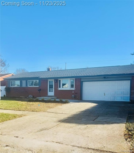 42142 Betley Dr, Sterling Heights, MI 48313