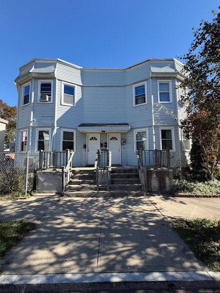 13 Lines St, New Haven, CT 06519