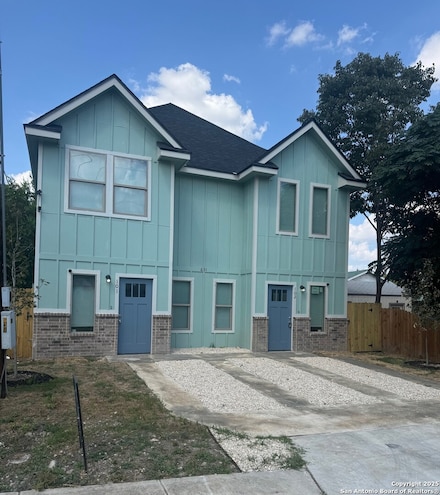 631 Blaine, San Antonio, TX 78202