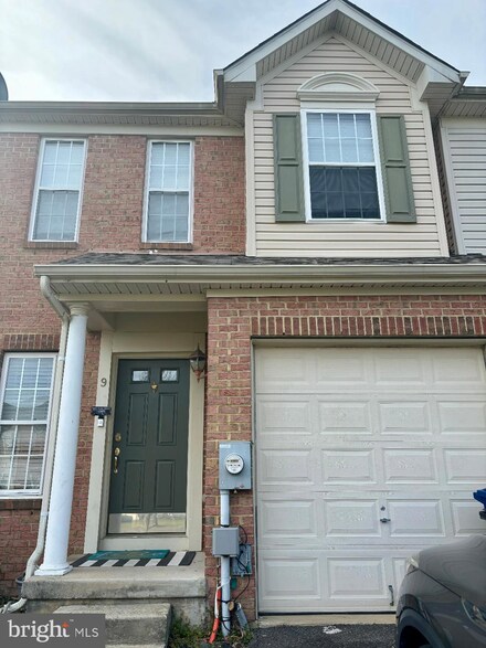 9 Poppyseed Dr, Lumberton, NJ 08048