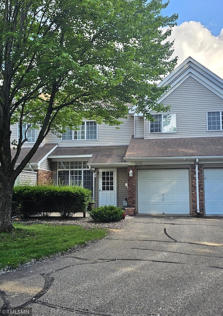 10934 Pennsylvania Ave S, Bloomington, MN 55438