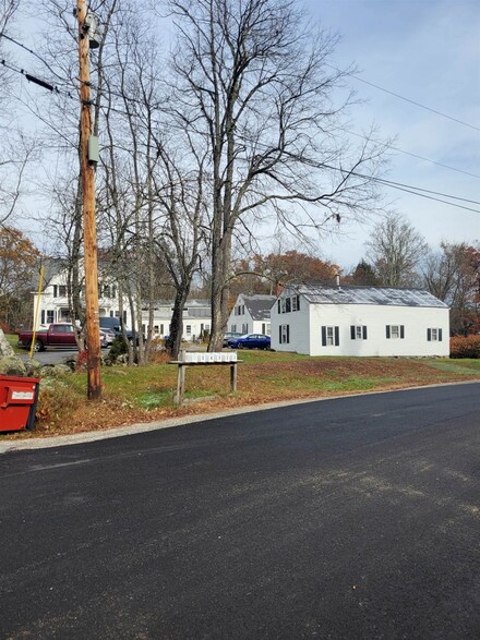8 Meadow Lark Ln, Epsom, NH 03234