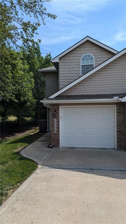 13775 Post Oak Ln, Platte City, MO 64079