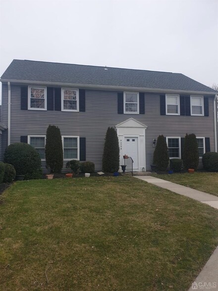 229 Old Nassau Rd, Monroe Township, NJ 08831