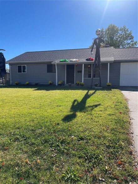 412 Saint John Dr, O Fallon, MO 63366