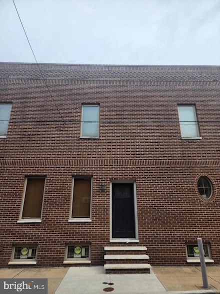 1426 W Shunk St, Philadelphia, PA 19145
