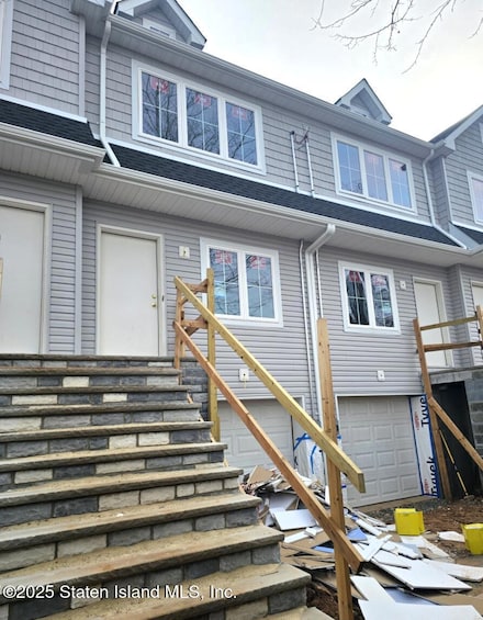 329 Pulaski Ave, Staten Island, NY 10303