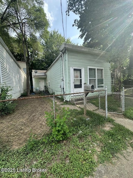 2410 Rowan St, Louisville, KY 40212
