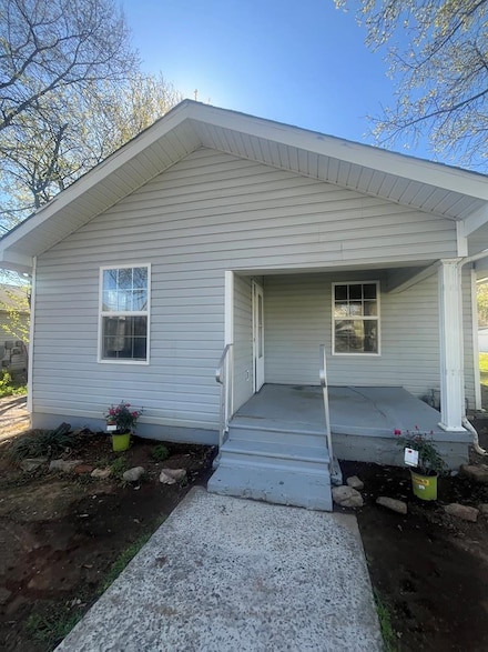 309 Rowena St, Dalton, GA 30721