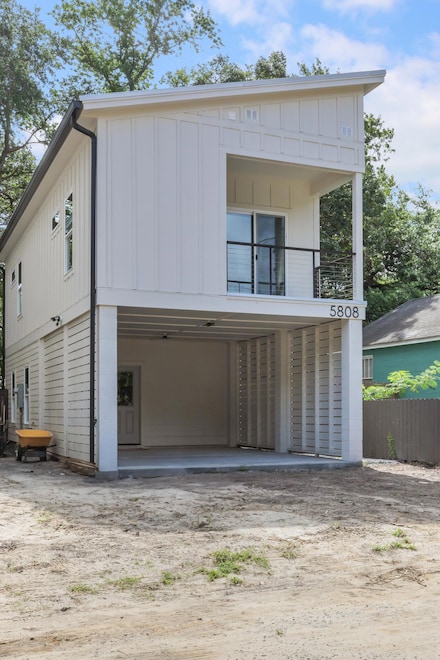 5810 Knight St, Hanahan, SC 29410