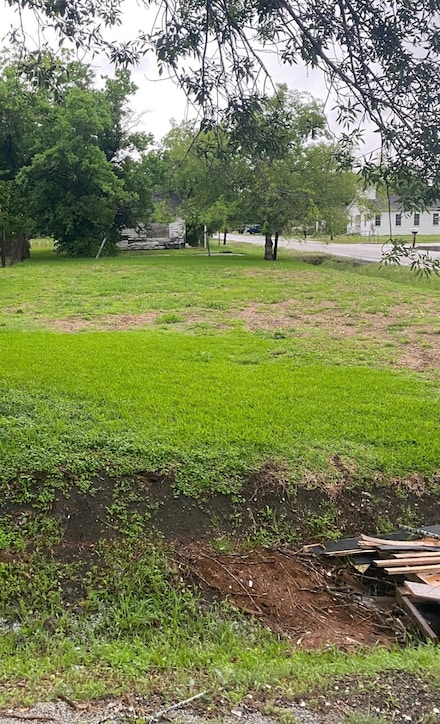 7214 Dallas St, Baytown, TX 77521