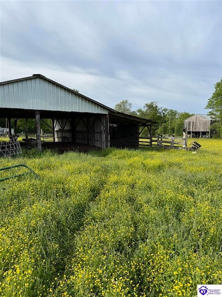 9.5 Liberty Rd, Campbellsvlle, KY 42718