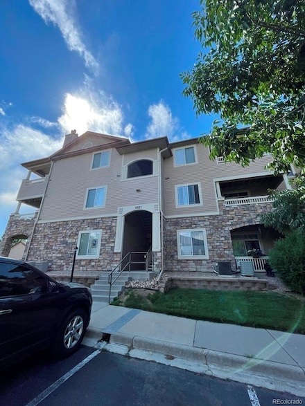 9557 W San Juan Cir Unit 207, Littleton, CO 80128